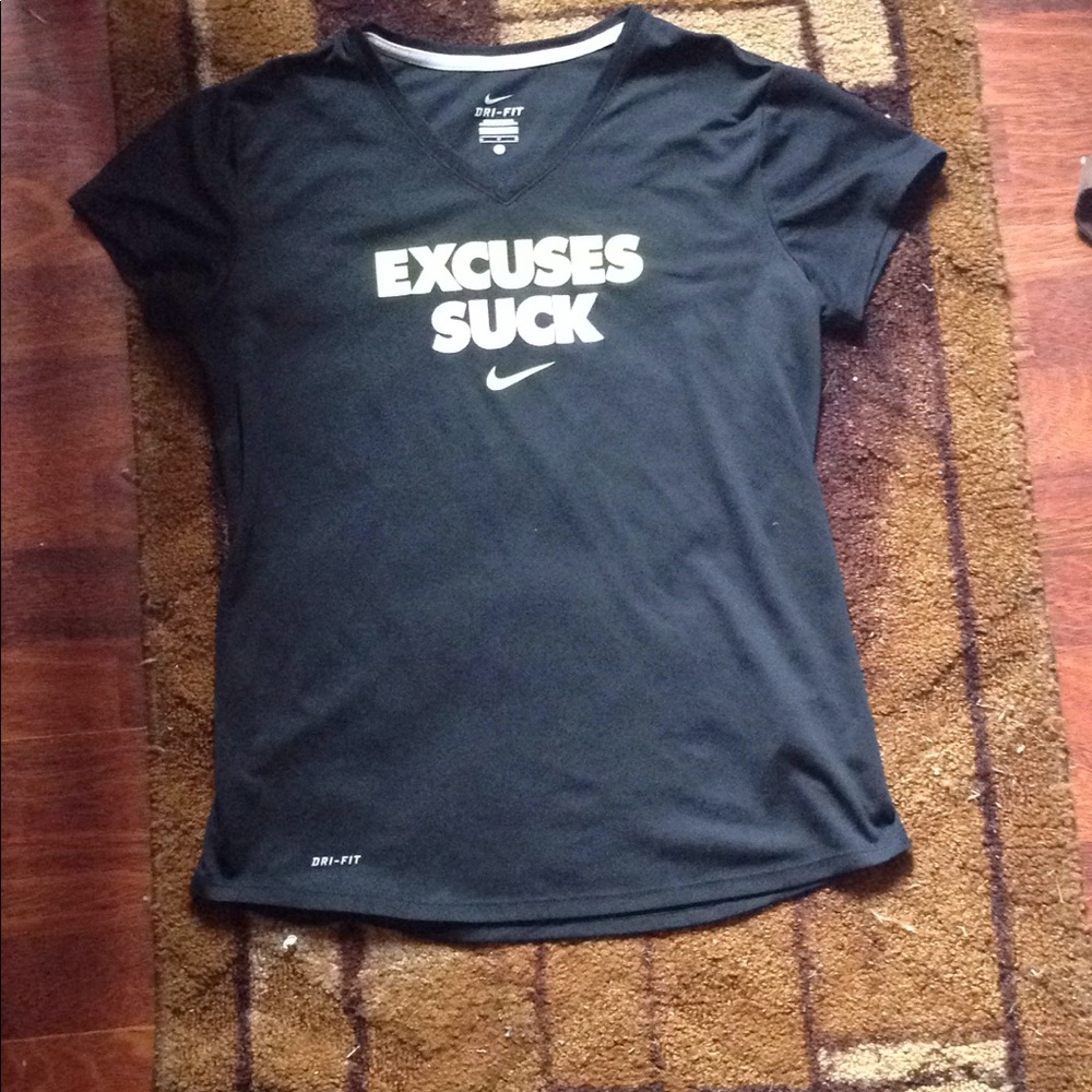 A black nike shirt
